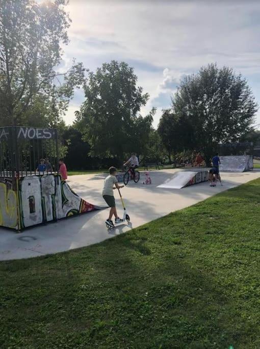 Design App - Vicino Milano - Lägenhet Vimodrone Exteriör bild